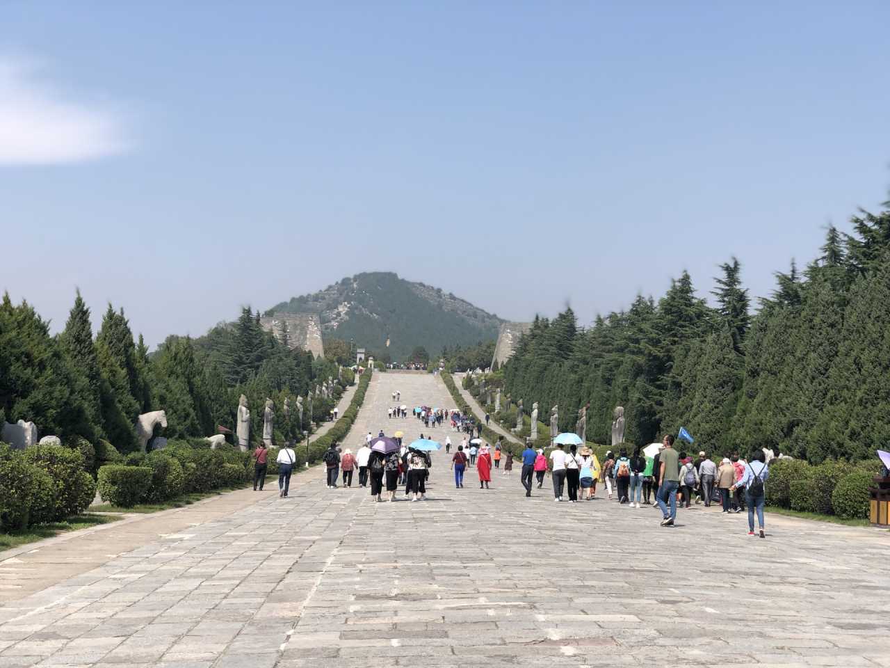 西安6天5晚旅游攻略 含必打卡美食 含华山法门寺茂陵乾陵行程