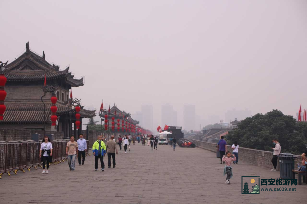 带着老爸去旅行，体验西安的烟火气