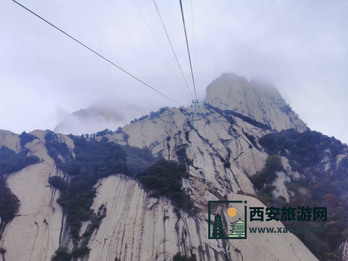 西安4天4晚游 城墙不夜城芙蓉园兵马俑华清池华山陕历博