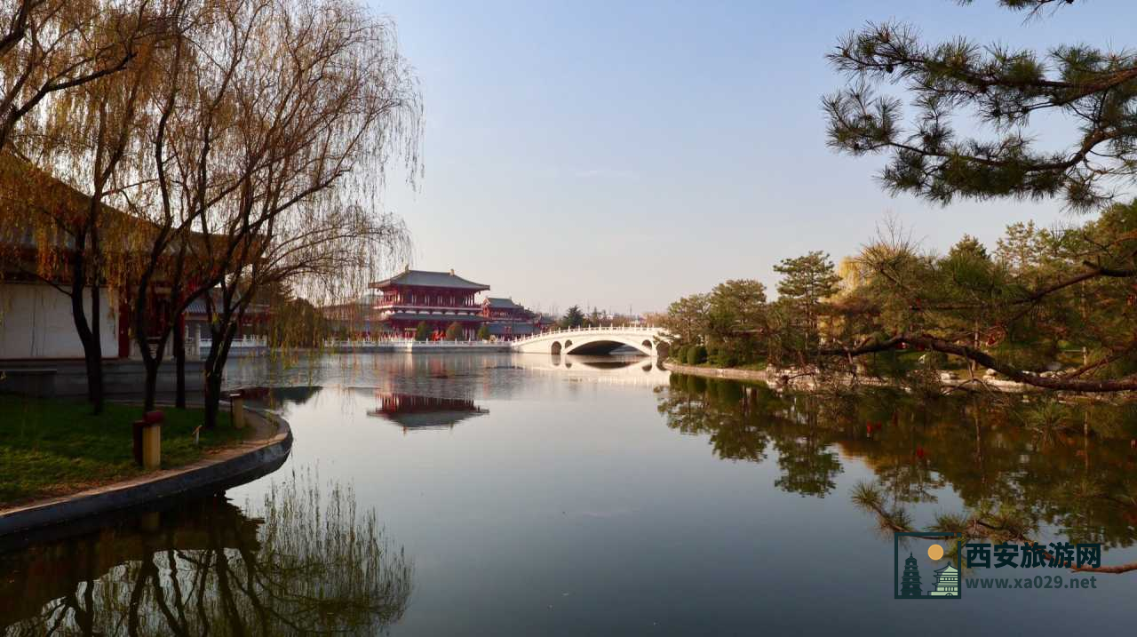 西安热门景点实拍打卡 大唐芙蓉园