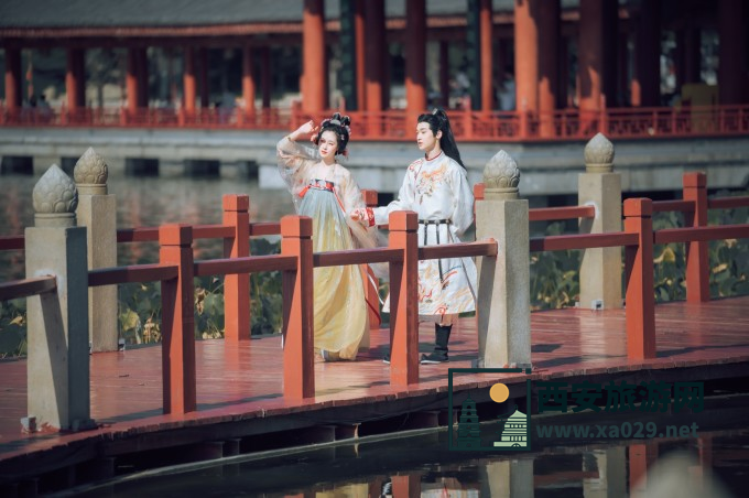 来西安不去景区 逛皇家园林打卡特色潮流街区