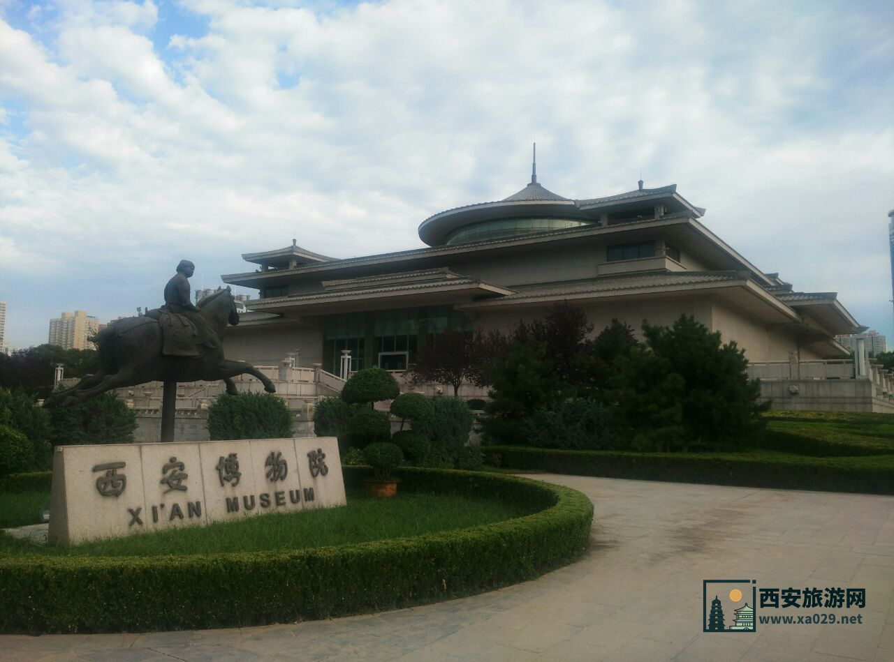 西安博物院：深度游导览，领略古都千年文化精髓