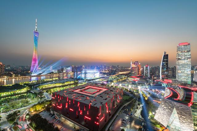 “广东自驾游2天一夜全攻略：路线规划、景点推荐与实用建议”