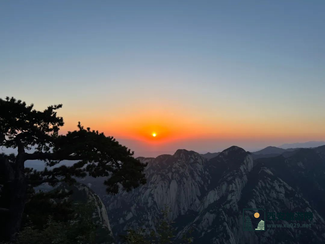 华山旅游最佳季节：何时去华山最合适
